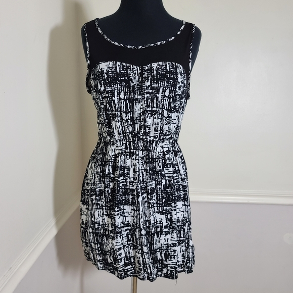 Forever 21 mini dress sleeveless sz M - Picture 2 of 9